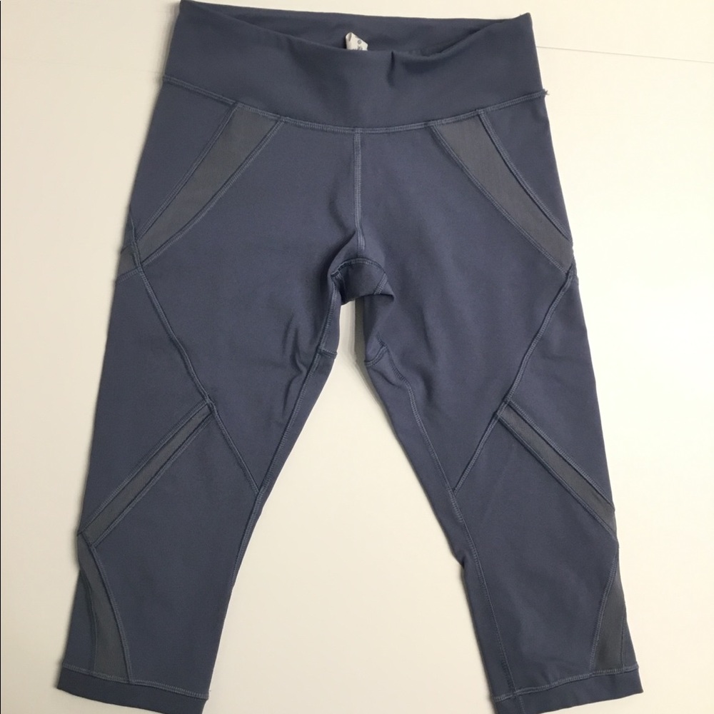 Lululemon Cool to Street Crop Mesh Leggings Yoga